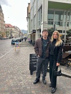 Nico mit Kundin aus Freiburg