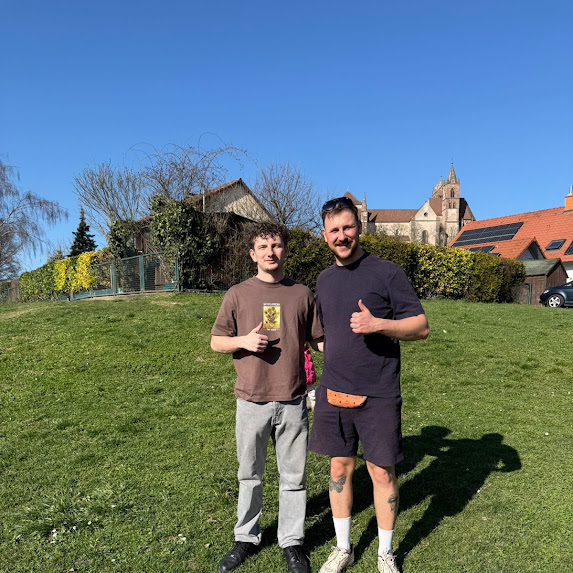 Nico mit Kunden aus dem Schwarzwald